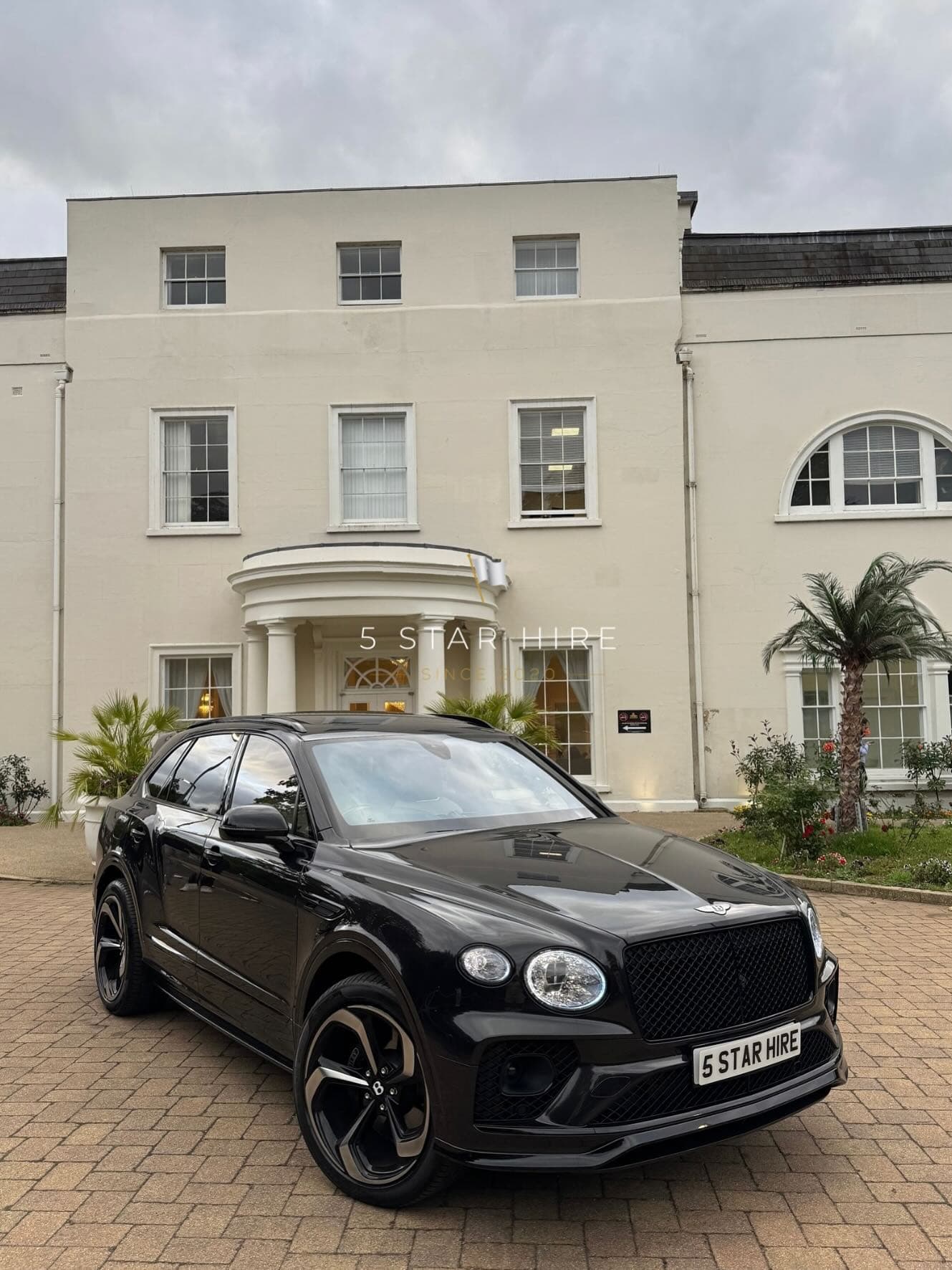Bentley Bentayga V8